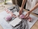 6 Mẹo dùng thảm chụp ảnh sản phẩm kiểu flatlay